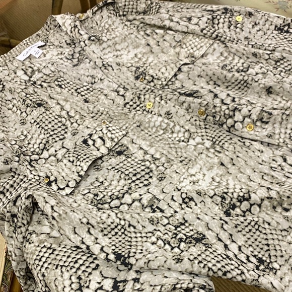 Calvin Klein Tops - Calvin Klein Monochrome Snakeskin Blouse